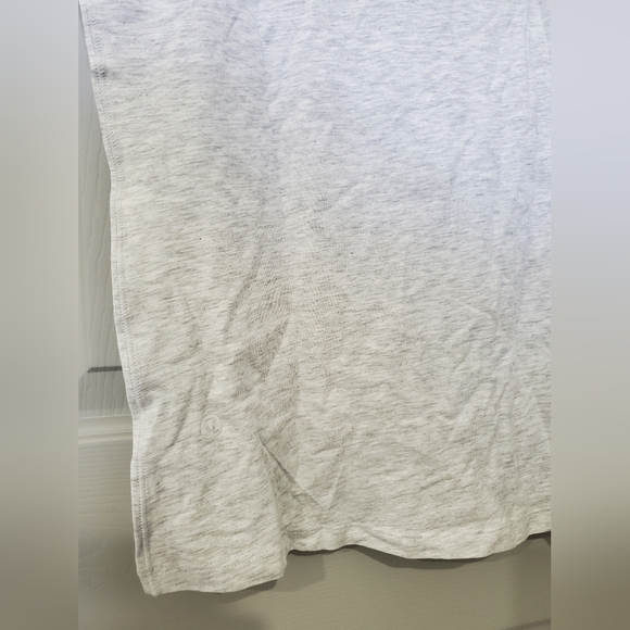 Lululemon 5 Year Basic Tee - Picture 4 of 4